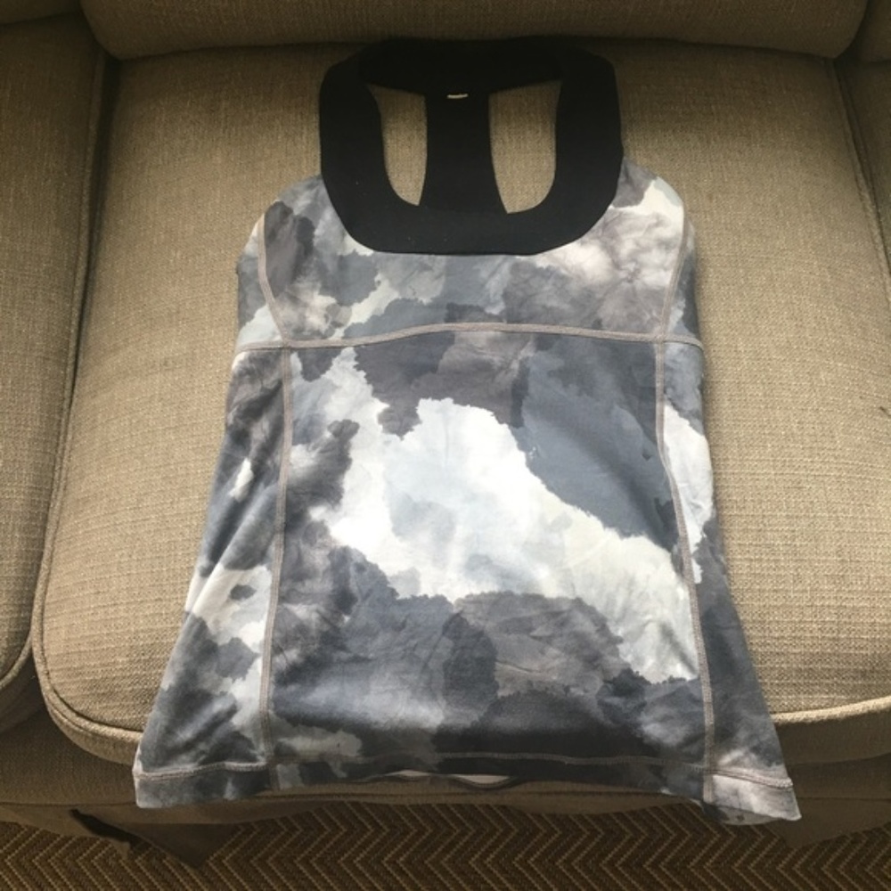 Lululemon Tank Size 6